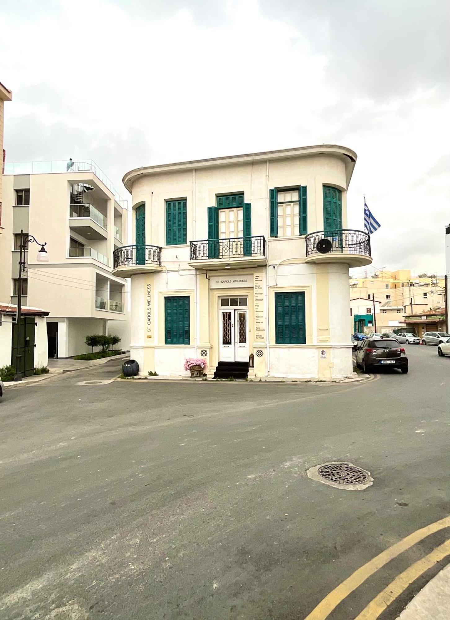 Appartamento Le Voyageur Larnaca Esterno foto